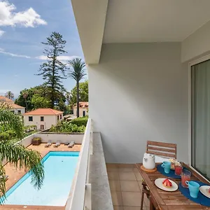  Apartment Jasmineiro Ii By An Island