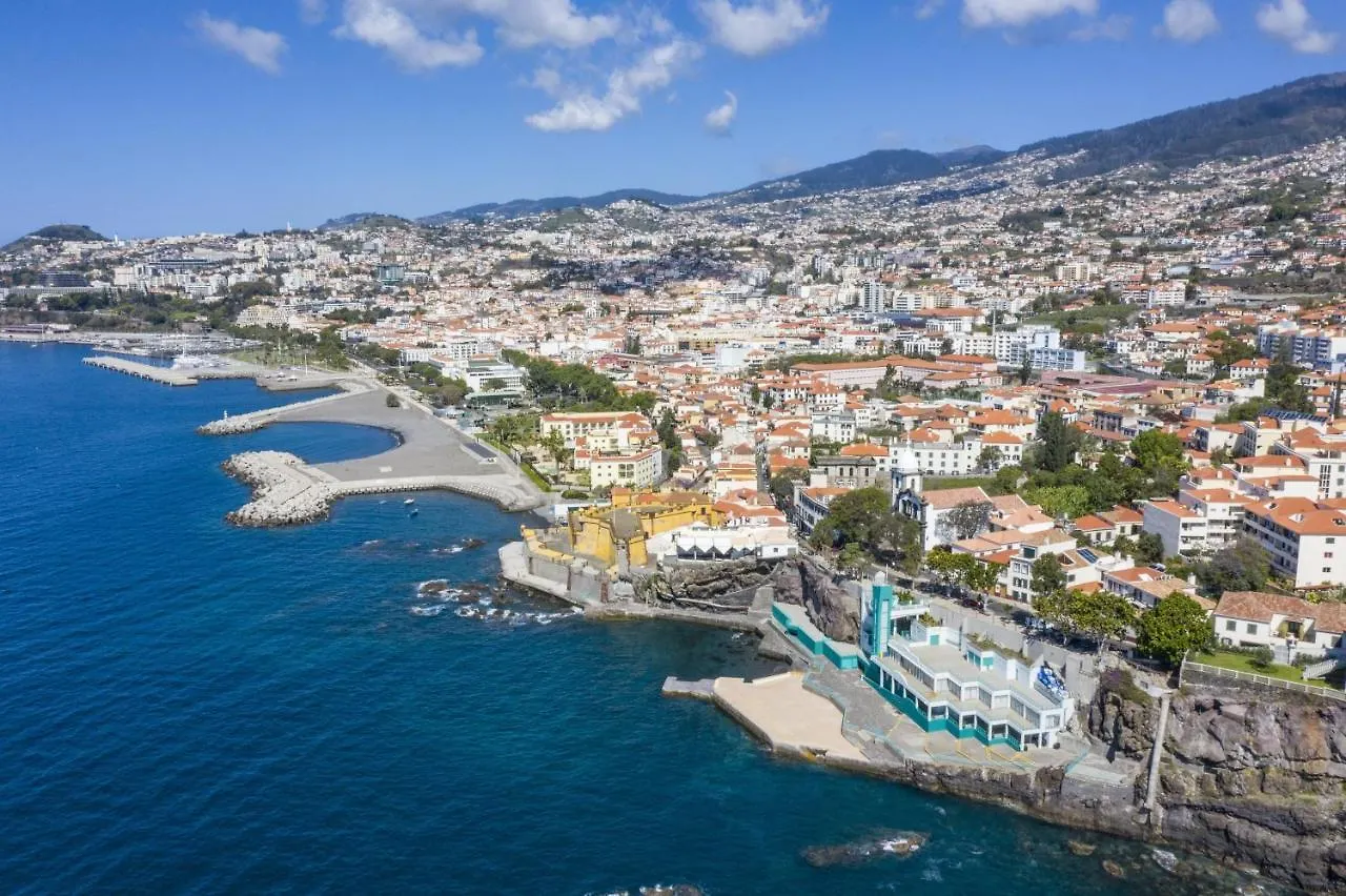 Apartment - The Historical Center Of Funchal In Alojamento Local Funchal (Madeira)